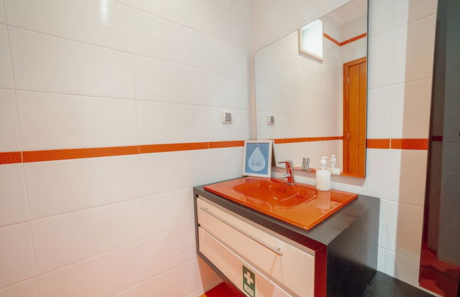 Pool Cinema Villa by Vacationy - Foto 43