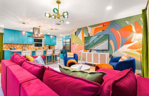 NEW-Heated Pool-Pickleball-Hot Tub-Movie Theater-Game Room-Playset-Basketball-10 Beds - Foto 25