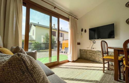 Bonita casa. Gran jardín. Con wifi. - Foto 10