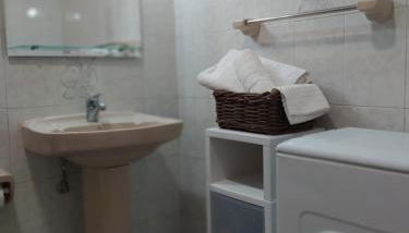 apartamentos la villa 2 - Foto 5, Shower, Other