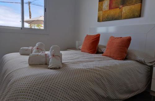 CASA PIRÁMIDE 3. Terraza WiFi y Parking Privado - Foto 9