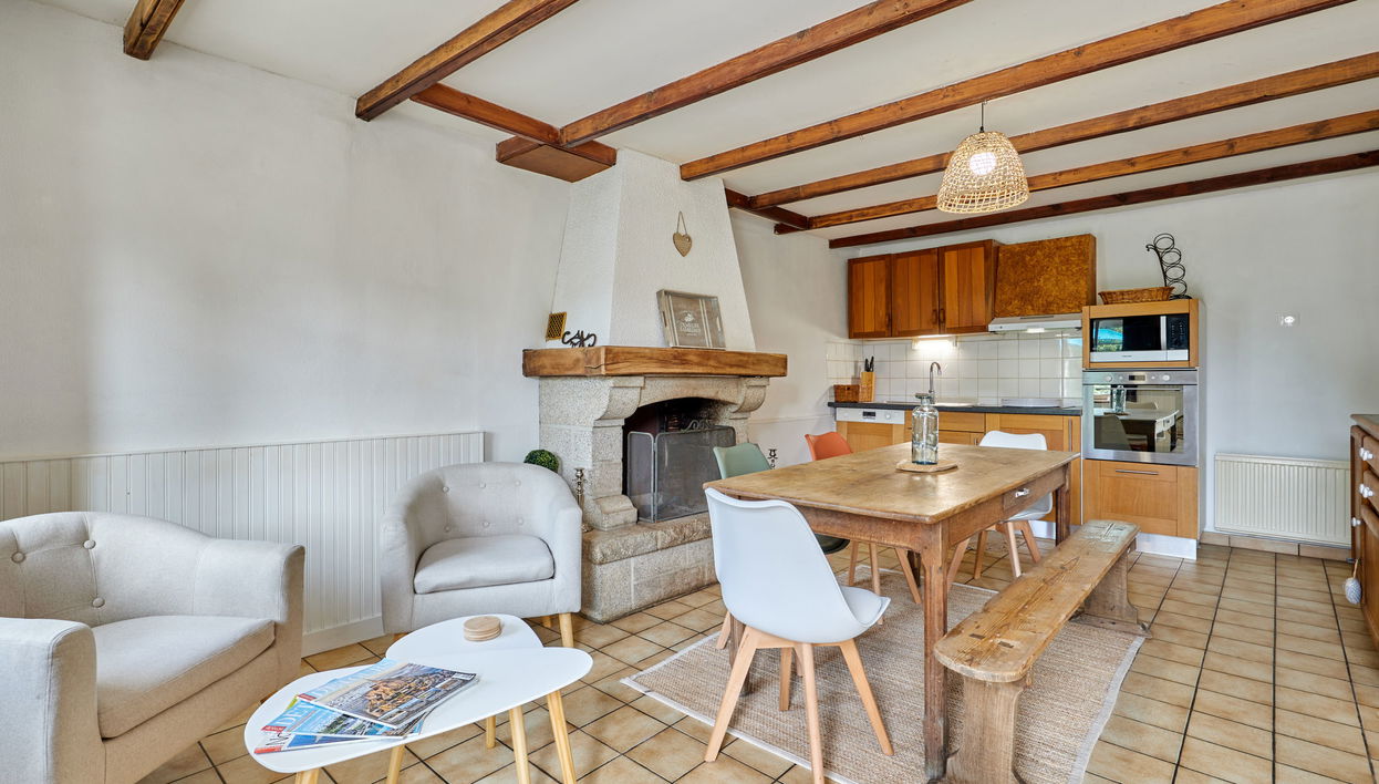 Kitchen / Dining Room
