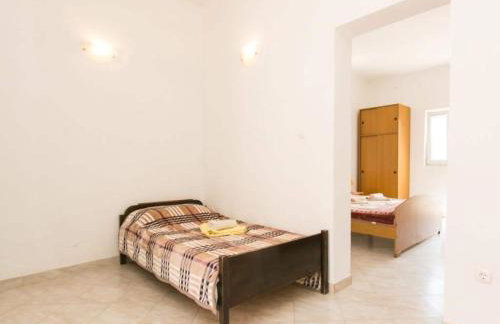 Apartmetns Franka Saplunara-One-Bedroom Apartment with Terrace and Sea View No2 - Foto 2