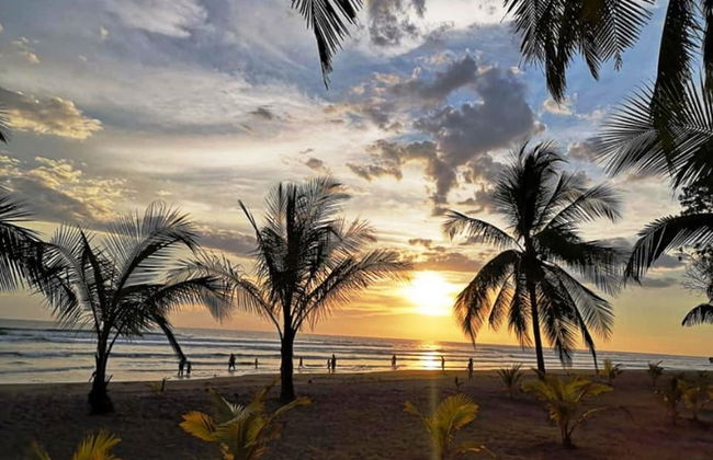 2 Comfortable New Villas Near Pacific, Private Pool With Waterfall! - Photo 27