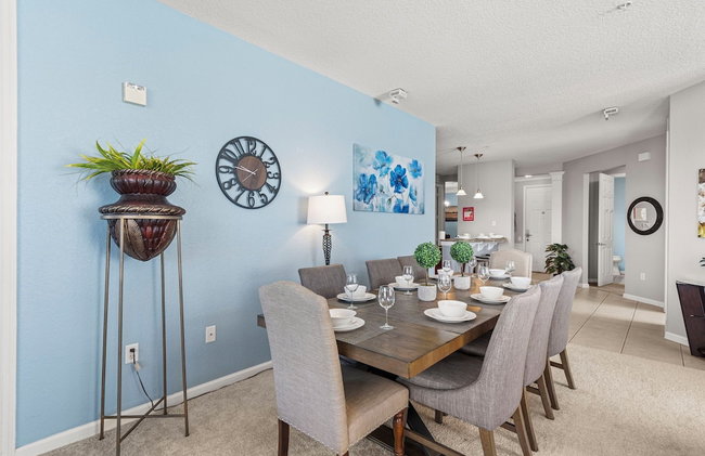 Lakefront Luxury - Photo 61