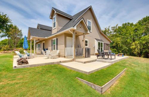 half Mi to Lake Texoma Home with Fire Pit and Grill! - Photo 25