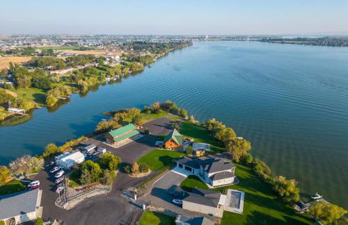 Lakefront Cabin, HotTub, Boat Launch - Foto 28