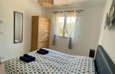 Villa 120m2 accès PMR piscine chauffée et jacuzzi - Foto 15