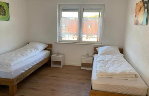 Monteur- und Ferienwohnung 1 - Haus Weitblick Schonungen - Foto 9