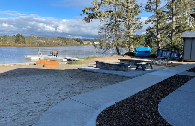 Gearhart Lakefront Oasis - Foto 38