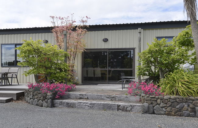 Lakefront Holiday Home - Foto 17