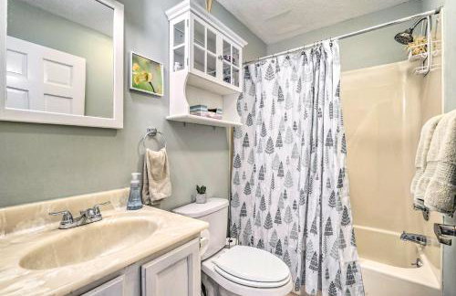 Mount Holly Vacation Rental with Hot Tub! - Foto 16