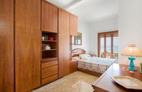 Amazing Home In Staletti With Wifi - Foto 37