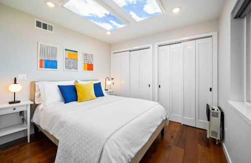 Small Home with Ocean View walk to Restaurants Brewery Shops Beach - Foto 15