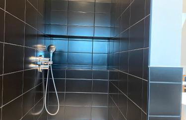 Le Pressoir du Château de Neuville - Piscine chauffée - Jeux - Forêt - Foto 26