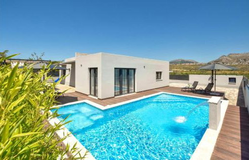 Awesome Home In Split With Wifi - Foto 1