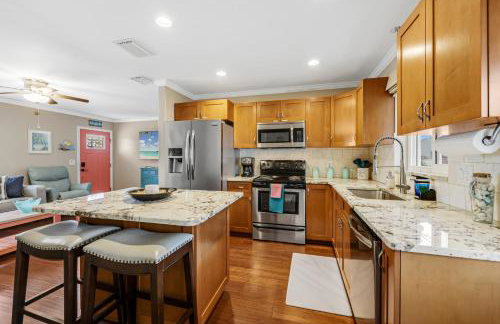 Minutes to Manasota Beach 2 King Beds Fenced yard Pets Welcome - Foto 5