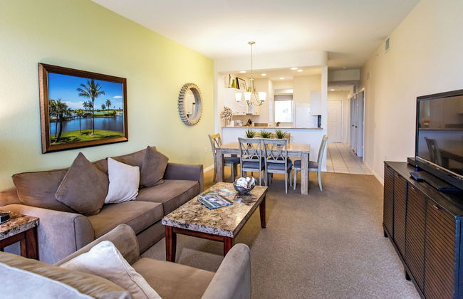 Messina Vacation Rental at Lely Resort. Spacious 3-BR, 2-Bath Condo with Lake Views and Handicap Accessibility. Enjoy Community Pool, Hot Tub, and Proximity to Naples Beaches and Dining - Foto 13