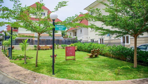 Lovely One-bed Apartment Located in Abuja - Foto 2, Camera