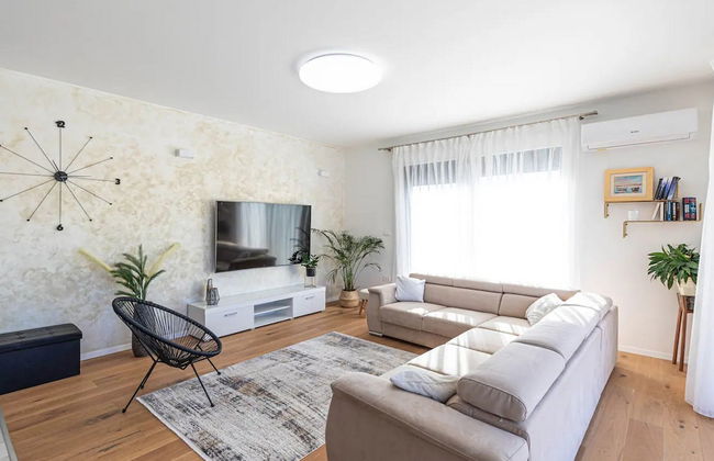 Luxurious Sanctuary Villa Primorski Dolac With Pool - Foto 9