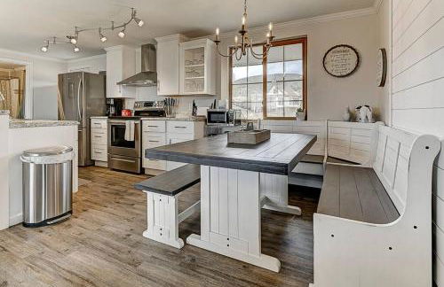 Stay in a Historic Gold Mine Town w/Mountain Views - Foto 52