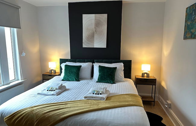 3 bed Chill Glouc With 3 Bedrooms and 1 Bathrooms - Photo 10