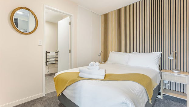 Zodiak Stays: Cozy CBD 2BR Near Top Dining Spots - Foto 2, Habitación