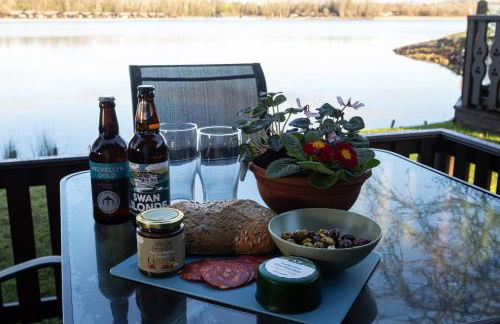 Sandmartin Lodge a lakeshore haven at Pine Lake Resort - Foto 19