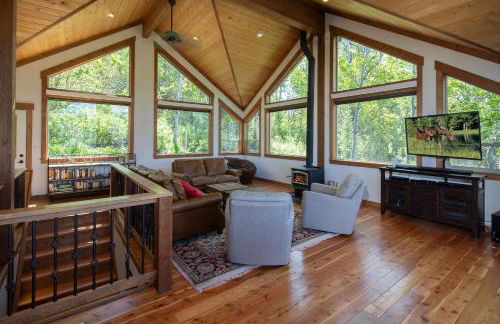 Alpine Recharge by KABINO Huge Views Hot tub Garage PS3 WiFi Loft - Foto 6