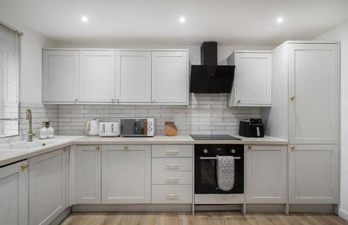 Milton Keynes 3BR, Stylish Home, Sleeps 5, Families Stays, Parking , Fast WiFi - Foto 29