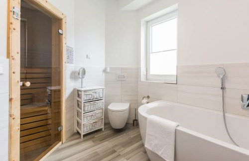 Luxus-See-Domizil mit Sauna, Kamin und Boot-130 qm für 6 Personen - Foto 20