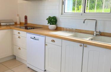 Les Hauts de la Pinède - Villa avec Piscine, Jacuzzi et Boulodrome privatifs - Foto 25