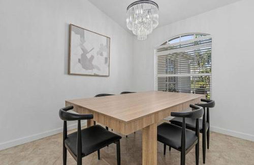 Serene Pool Home in Gated Community-Naples - Foto 31