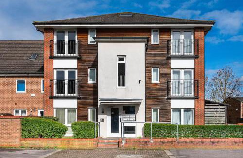 Reading 2-Bed Apartment & Parking - Photo 36