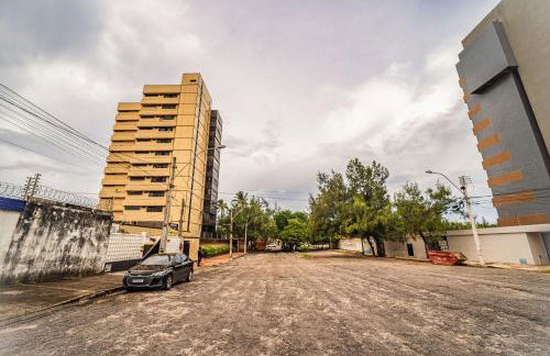 Apartamento a 1 quadra da praia - Foto 12