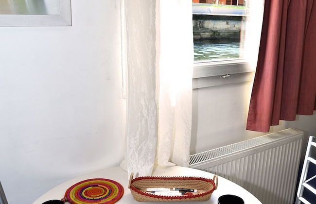 Studio Péniche Centre Lyon Insolite - Foto 8