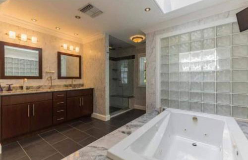 5 Bedrooms Indoor Pool Huge Yard - Foto 7