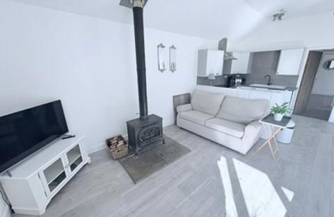 Brook Farm Cottage with Hot Tub - Parking for 2 cars - Foto 16