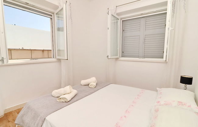 Villa Ivana - Three-bedroom Villa With Private Pool - Photo 6