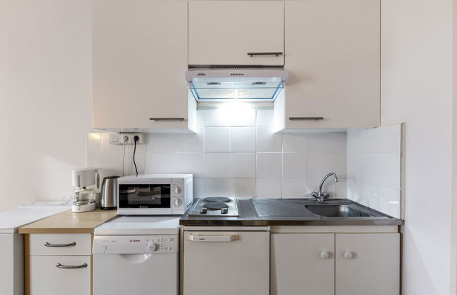 1 bedroom Apartment in La Richardais with garden - Photo 15