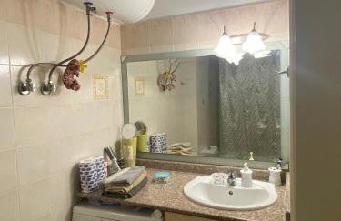 Central location! Spacious 2 bdrm with balcony - Foto 14
