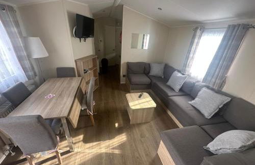 4 Bed 10 Berth Caravan Seawick Holiday Park - Foto 6