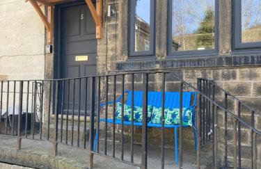 Hebden Bridge Riverside Cottage - Photo 5