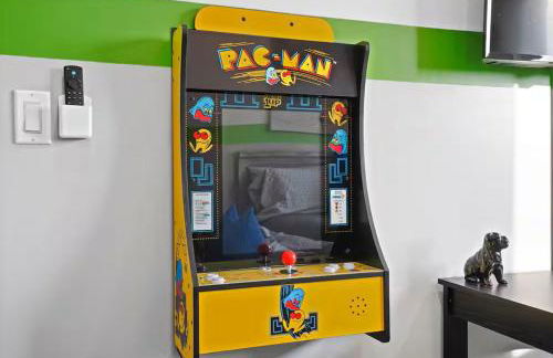 C- Vibrant and Glam NoHo Pad near U-Studios and H-Sign - Foto 6