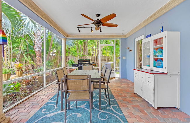 Chic 3BR Sanctuary Steps From The Drive Paradise - Foto 34