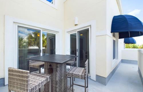 Royal Mansions, Ocean View Penthouse Condo - Foto 16