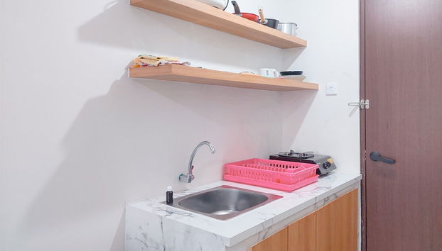 Good and Homey Studio Apartment at Sudimara Forestwalk - Foto 4, Cocina privada