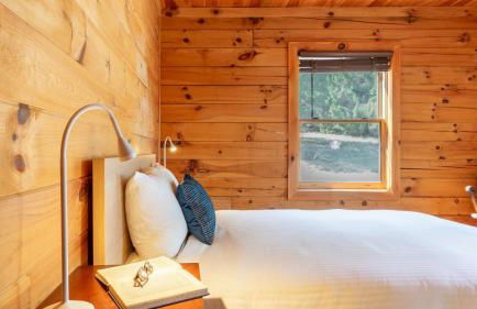 Secluded w/ Deck Views, Hot Tub, & Ping Pong Hudson in the Berks by Avantstay - Foto 52