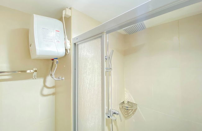 Minimalist and Cozy Studio LRT City Jatibening Apartment - Photo 14