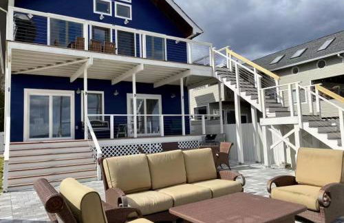 Waterfront Luxury in Town - Foto 3